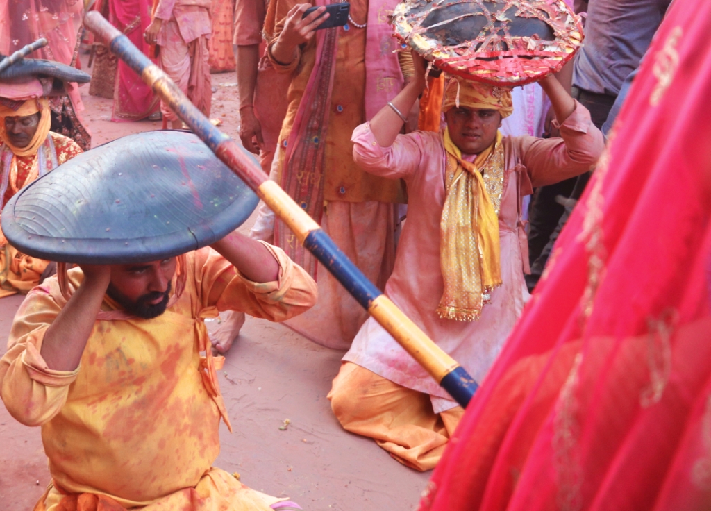लठमार होली