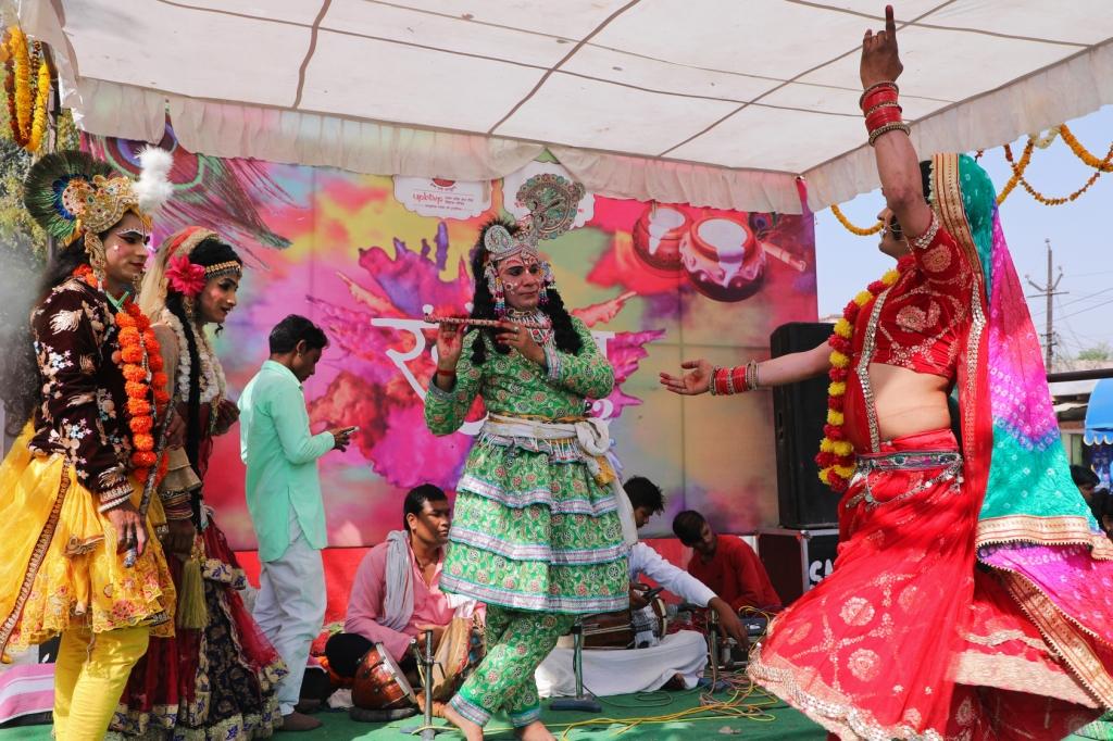 जन्मभूमि होली 